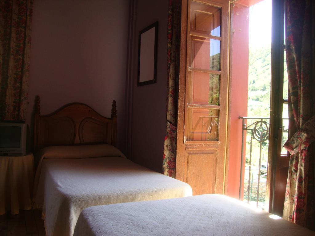 Hotel Rural Genestoso Szoba fotó